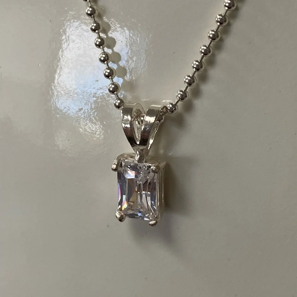 Gorgeous emerald cut CZ diamond sterling set necklace - Picture 3 of 10